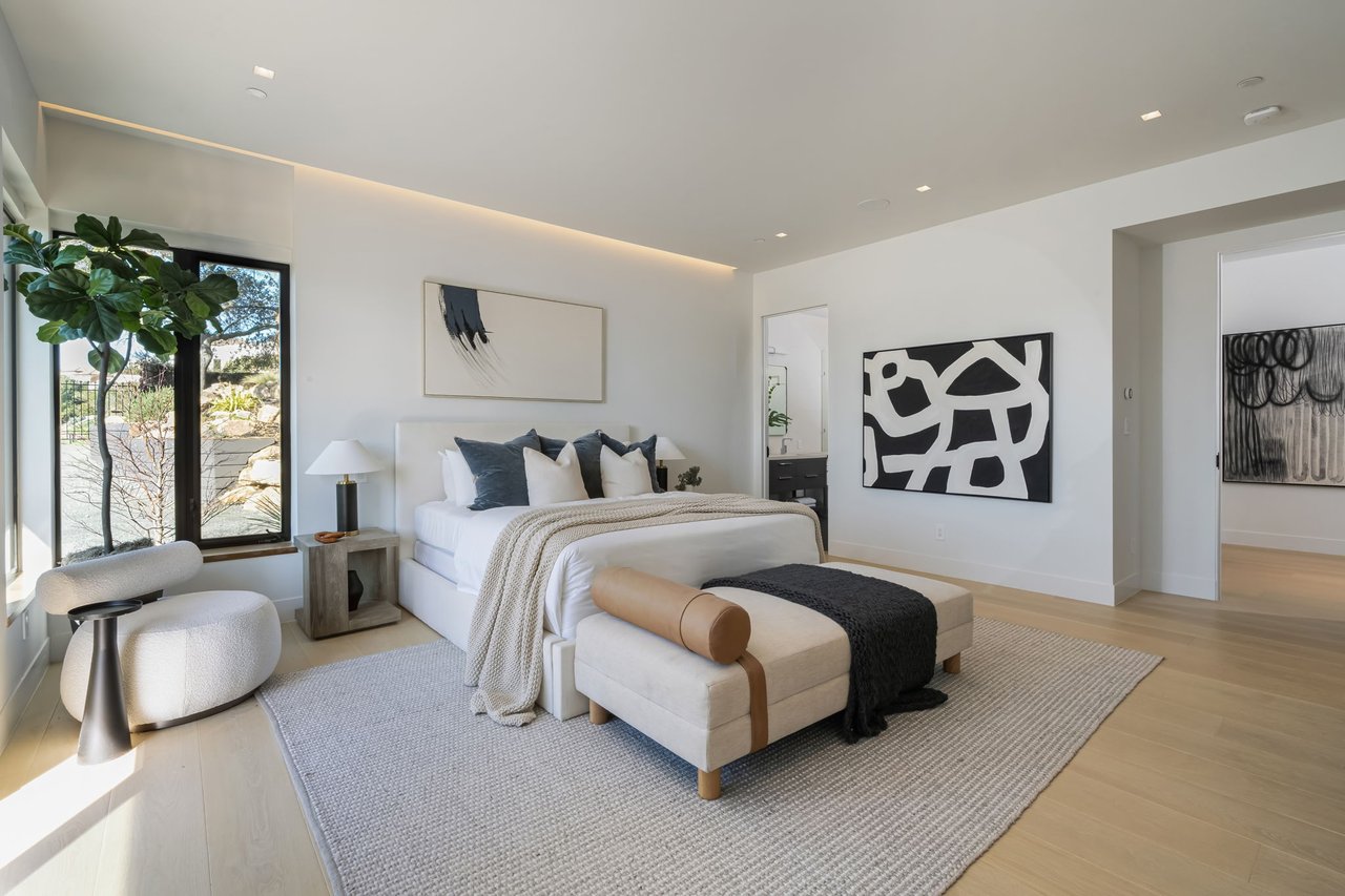 105 Canyon Drive
