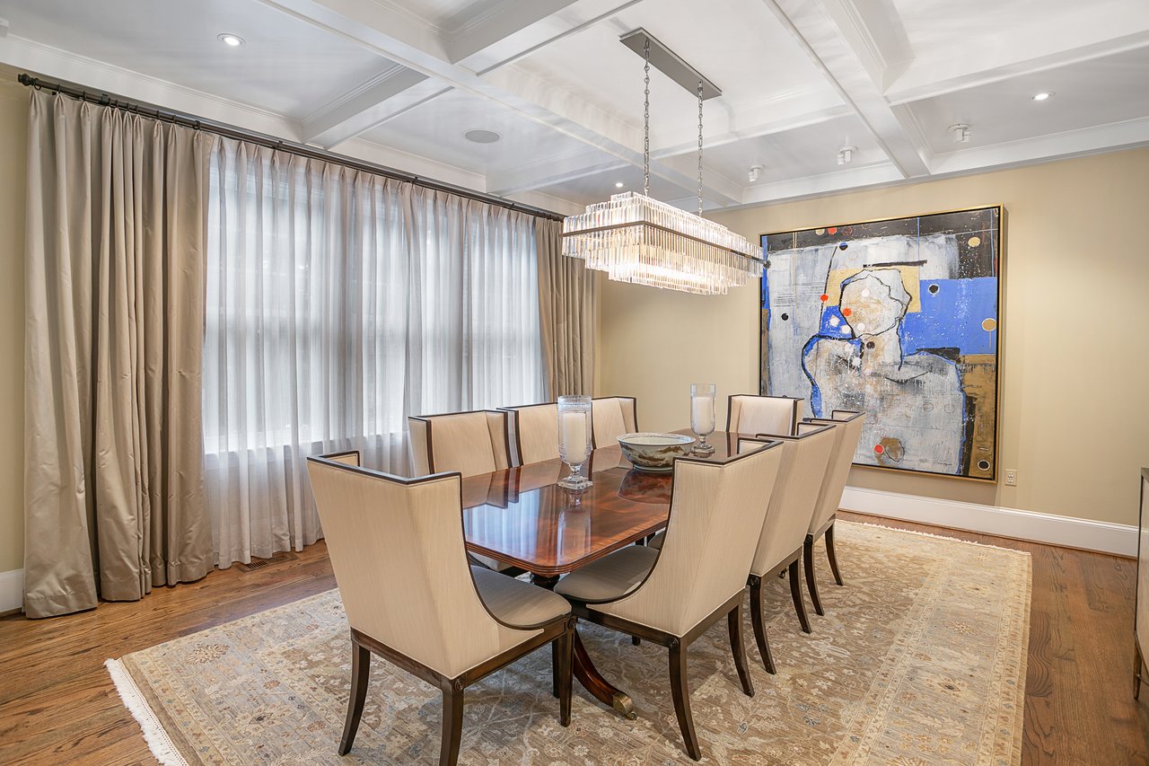 5025 Linnean Ave NW, Washington, DC 20008