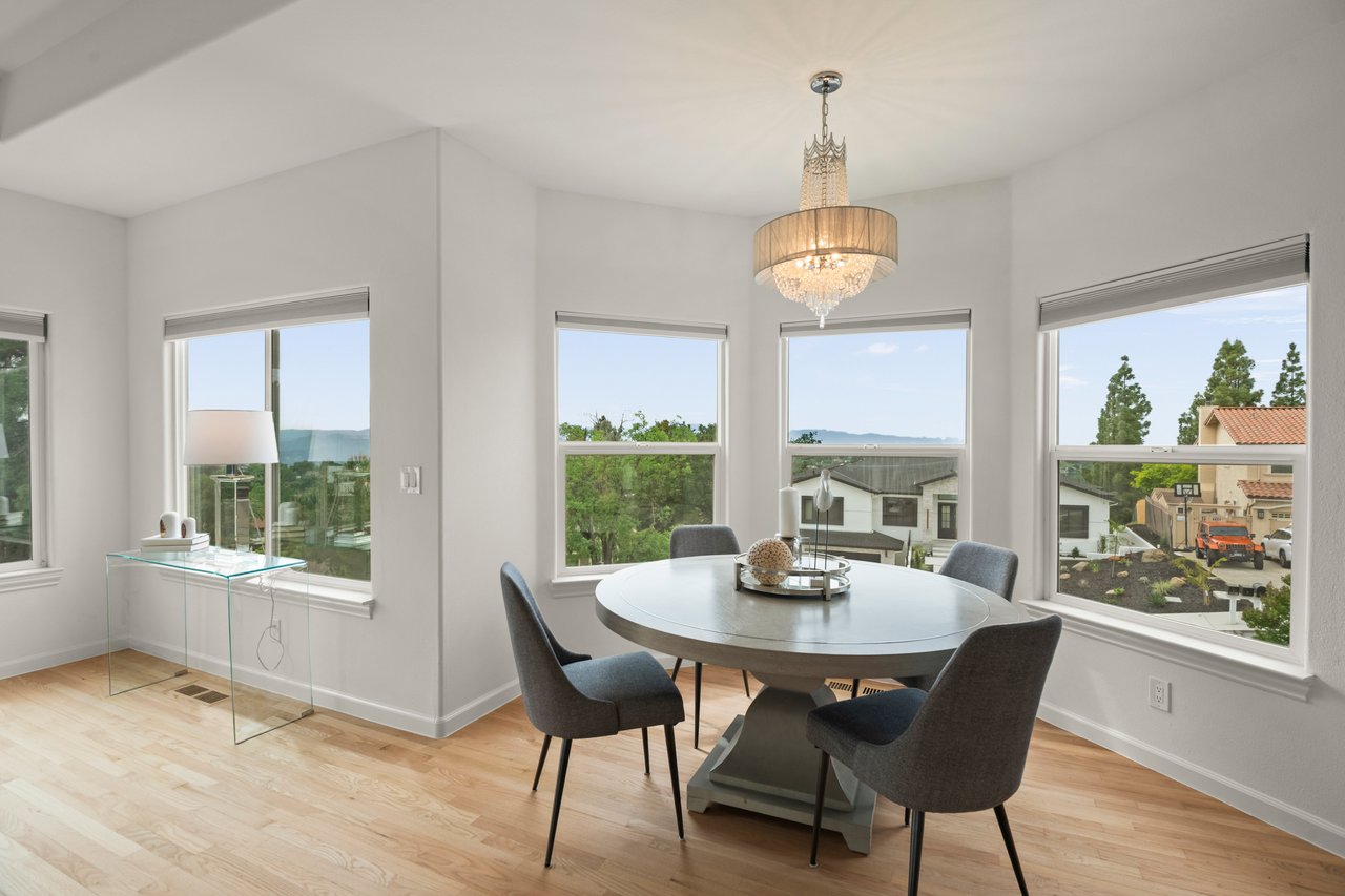 15855 Jackson Oaks Drive