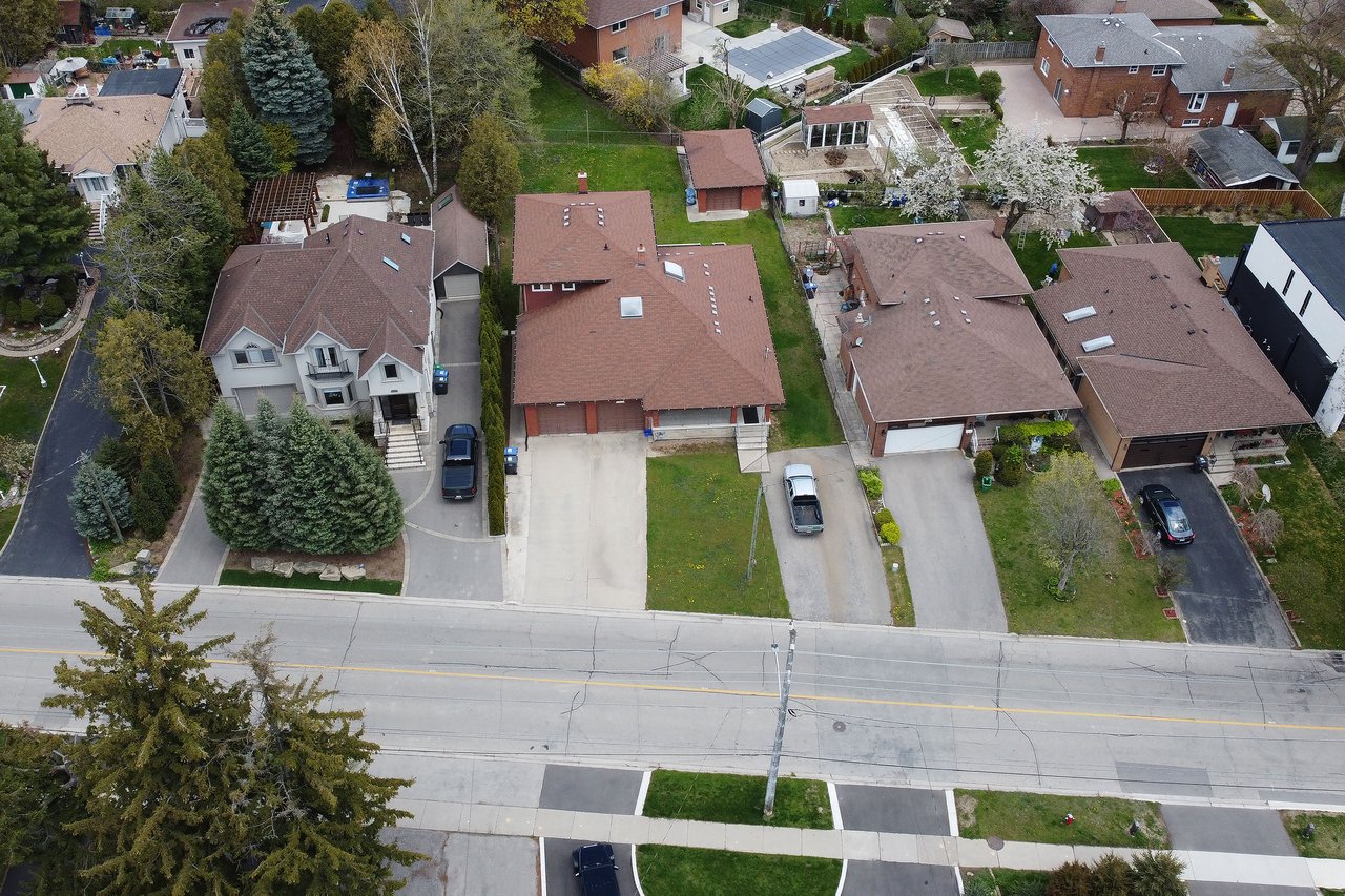 1351 Haig Blvd