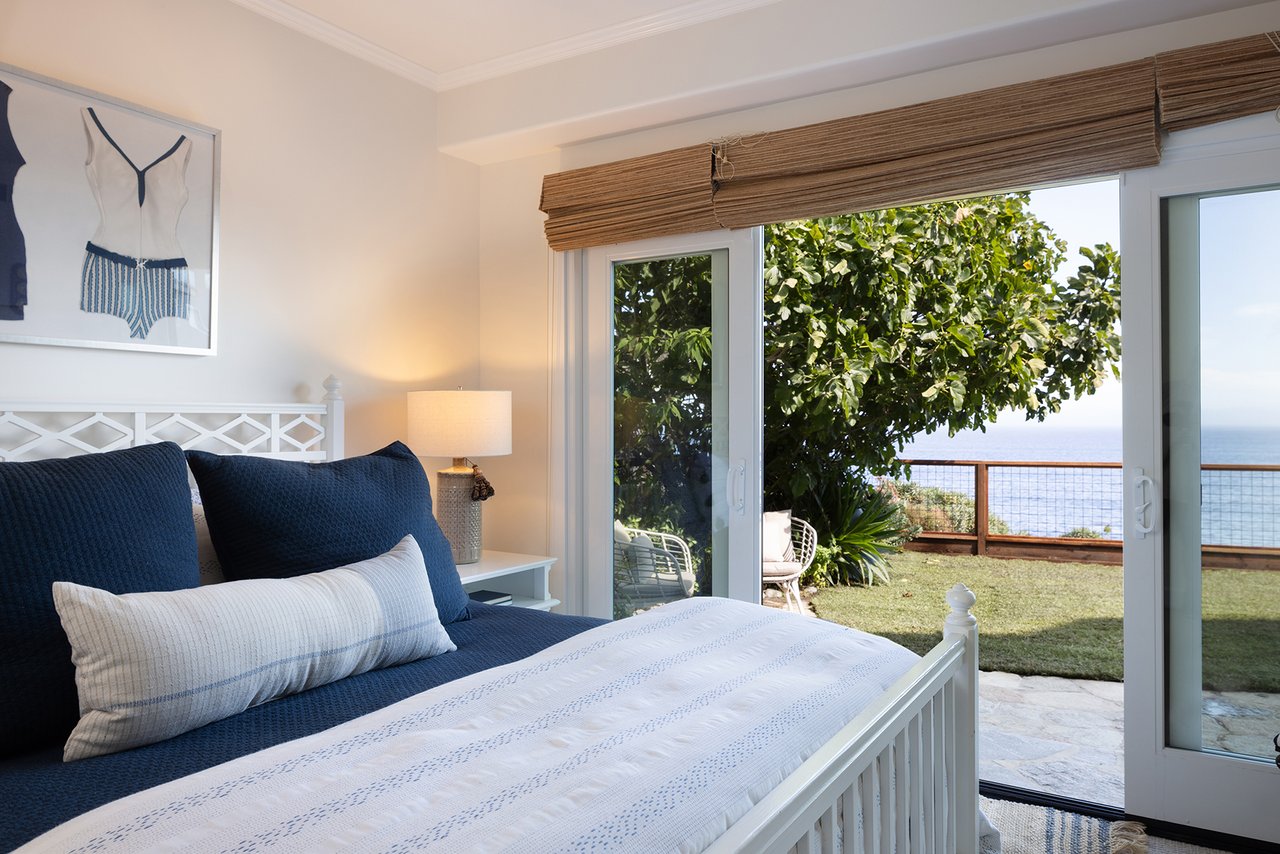 Capitola Oceanfront Retreat - 4840 Cliff Drive