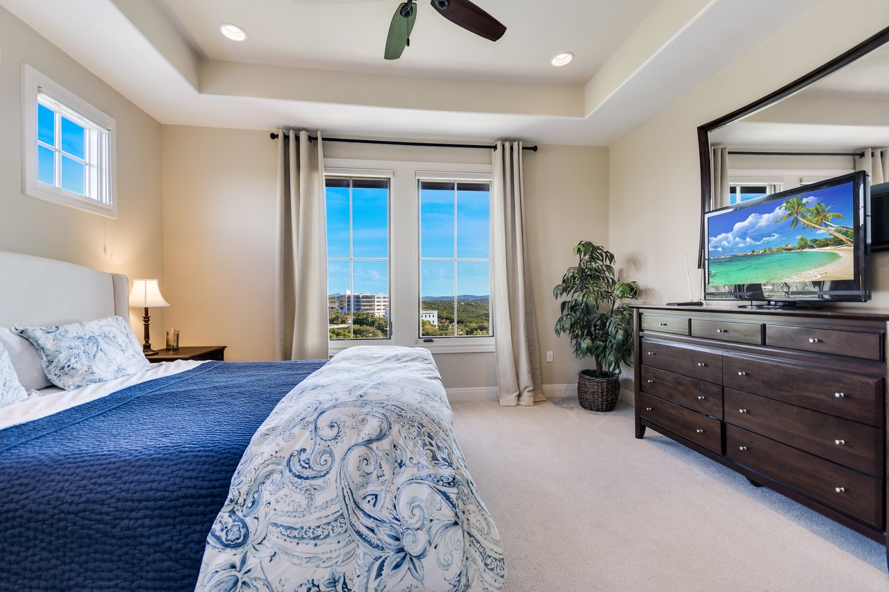 Executive Villa With Breathtaking Views
