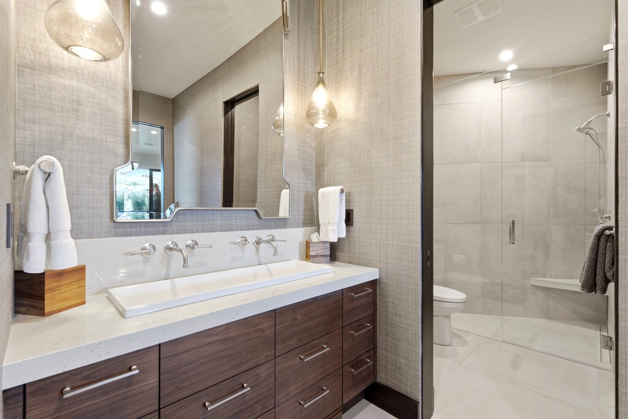 Top-of-Promontory Architectural Estate — Furnished & Turnkey - Front-Row Mountain Views