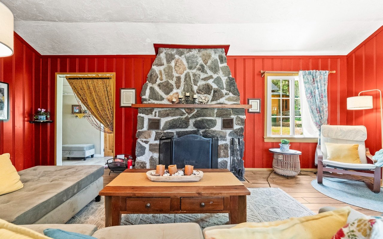 Just Listed: Charming Oasis in Kittredge!