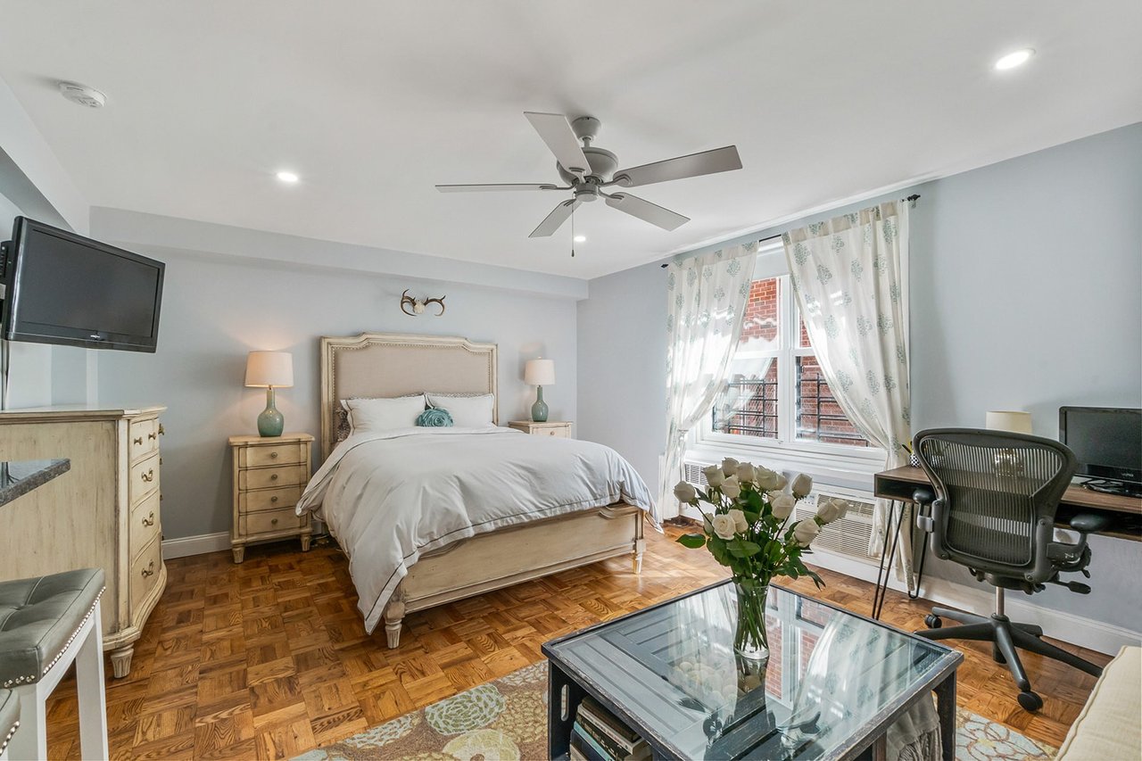 185 West Houston Street, #1B