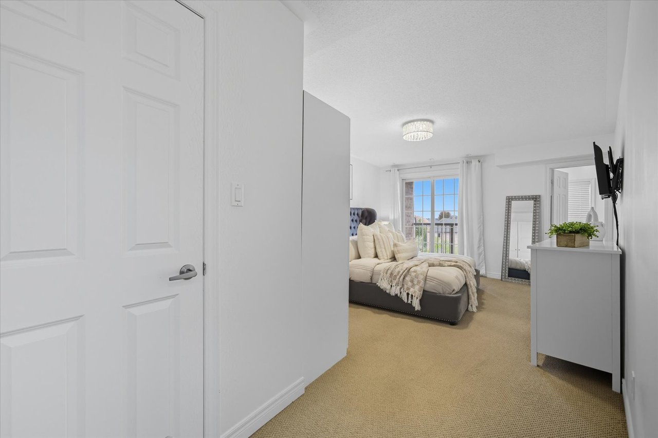 #23 - 20 Greensborough village Circ