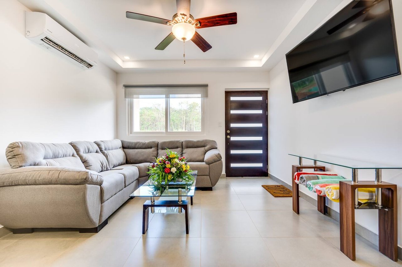 Jacarandas 15 | Modern 3-Bedroom Townhome Minutes from Tamarindo!