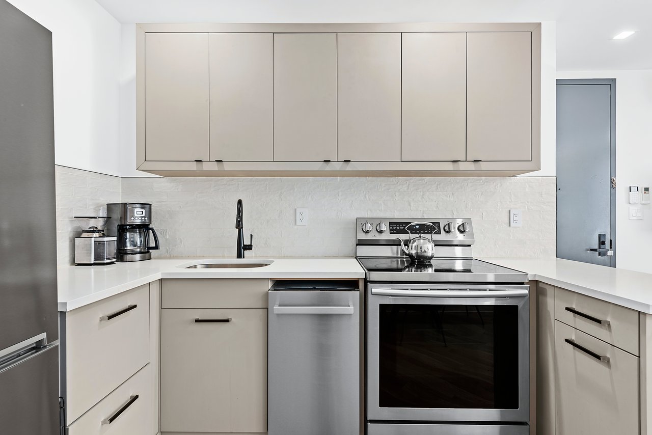 571 Lafayette Avenue 1
