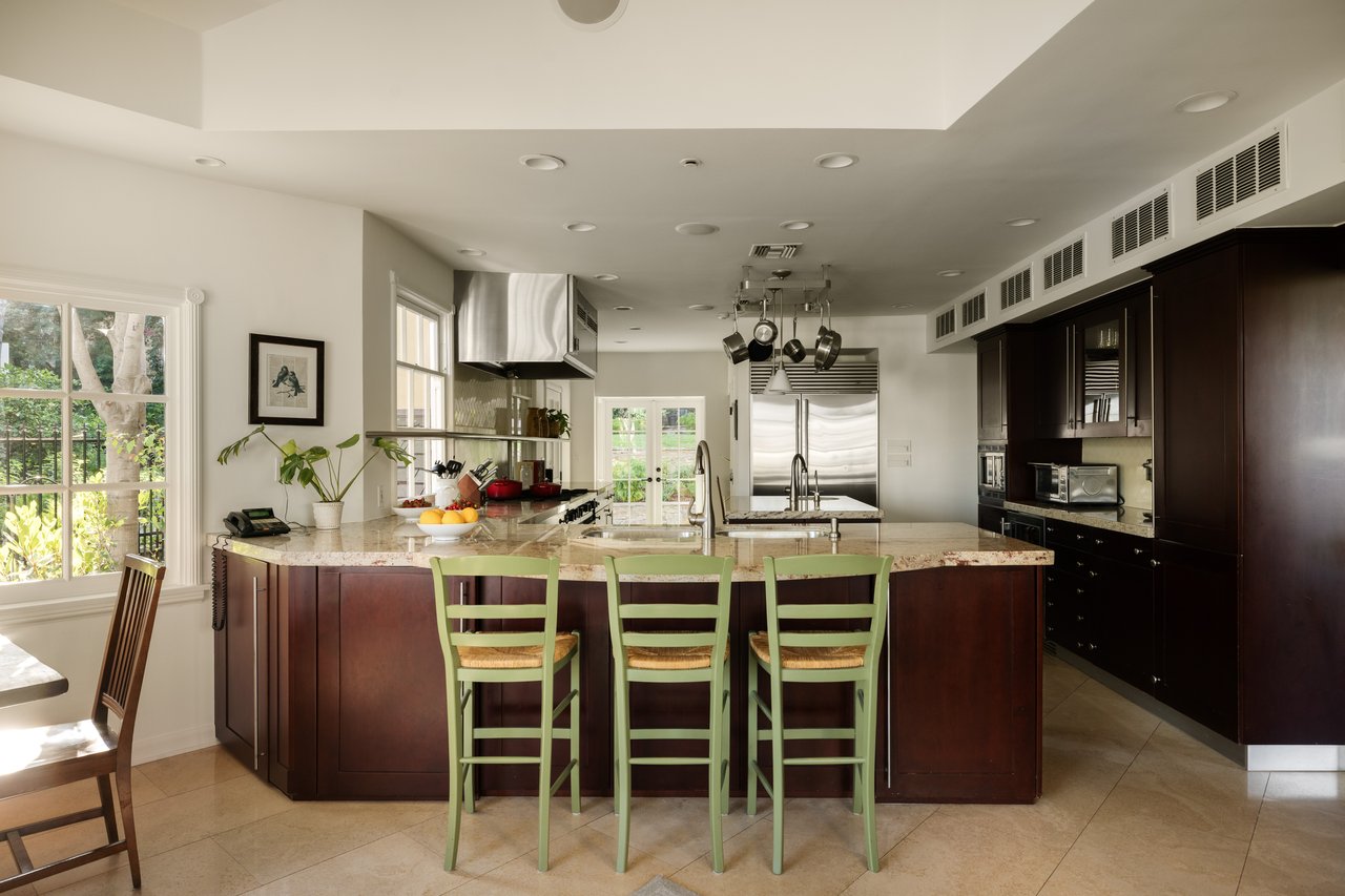 2423 Nottingham Avenue