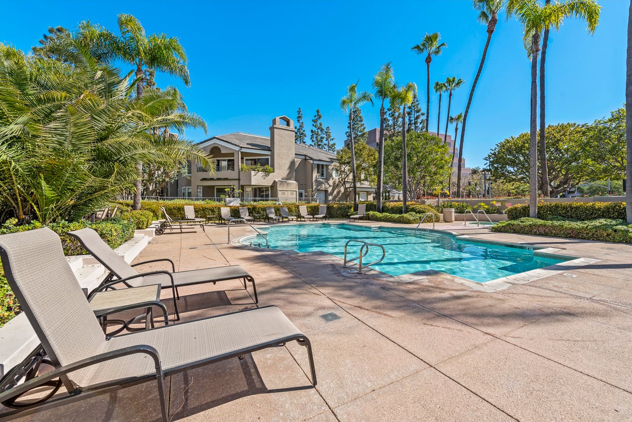 Walk To Work! Turn-Key Newport Beach Condo