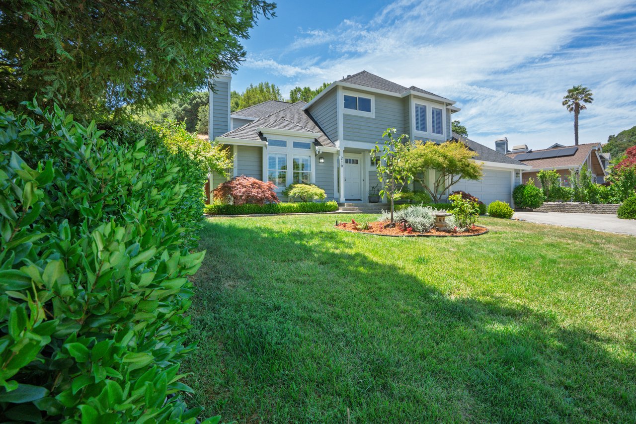 219 Butterfield Dr