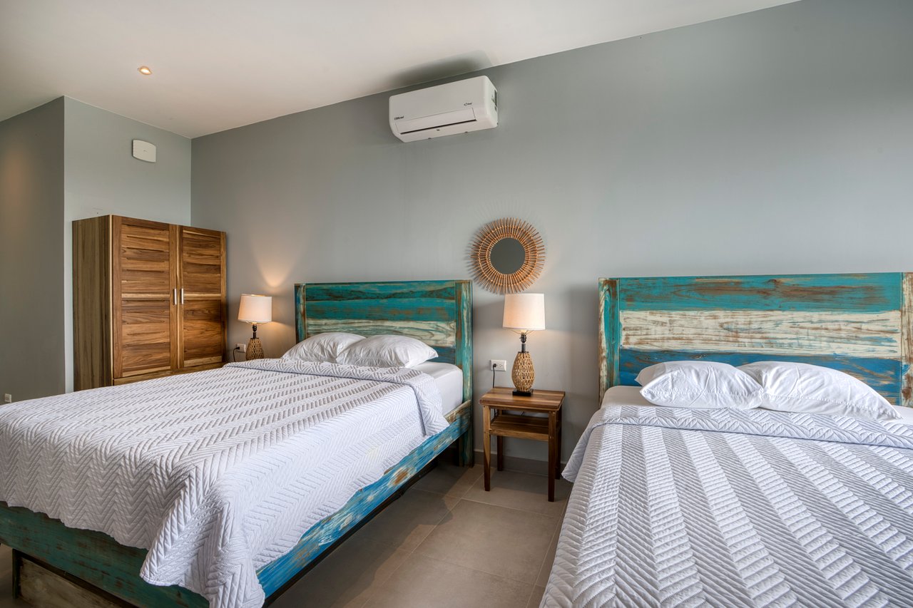 Luxury Income Producing Villa Costa Vida in Manuel Antonio