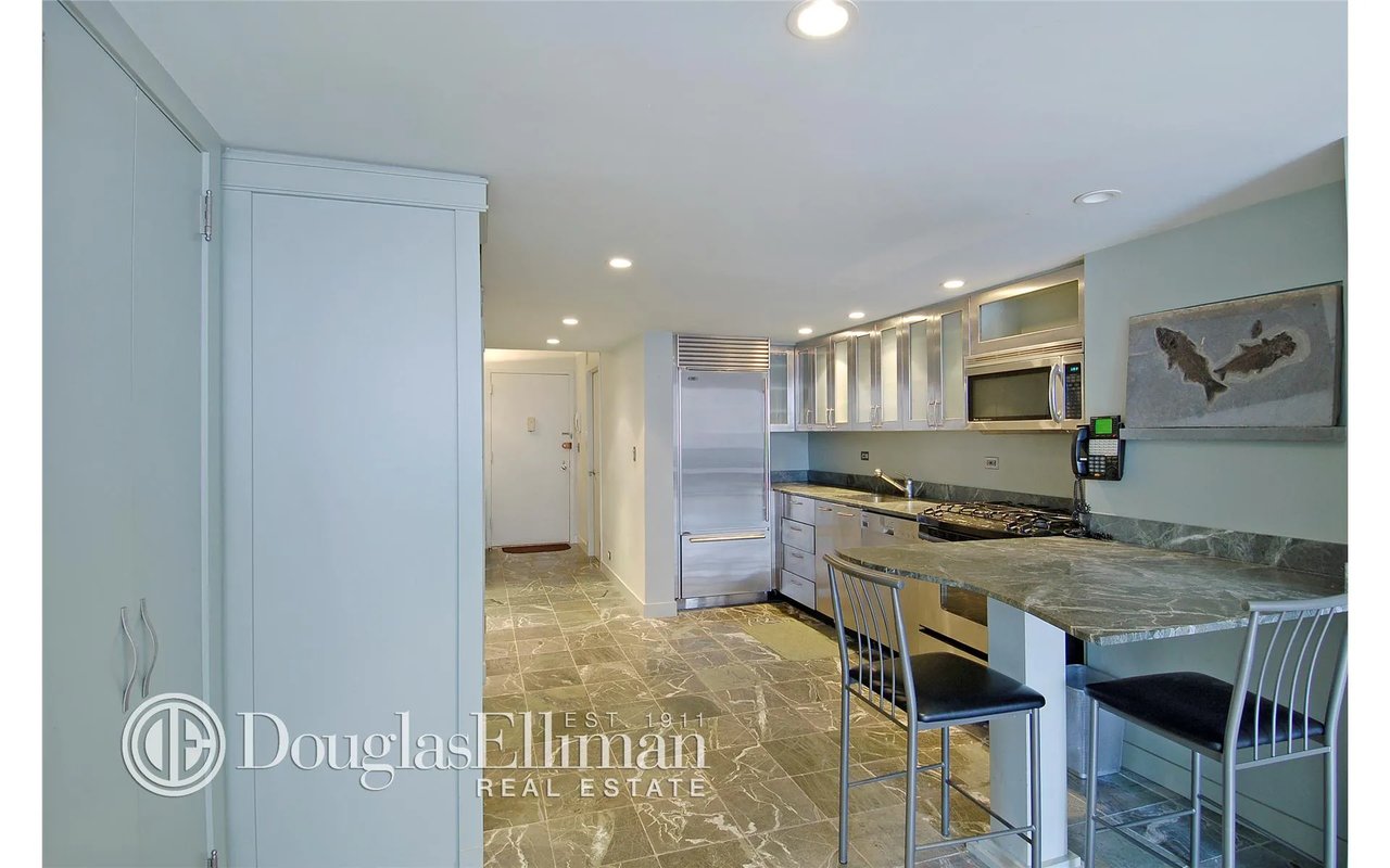 372 Fifth Avenue Unit: 8J