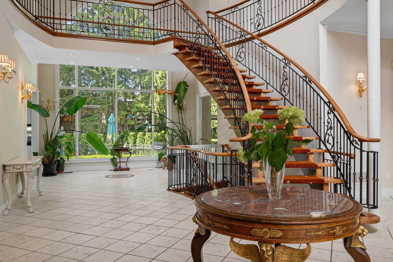 Neoclassical Residence