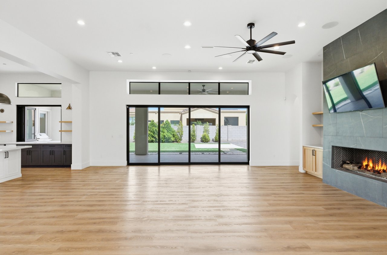 18206 W SAN MIGUEL Court