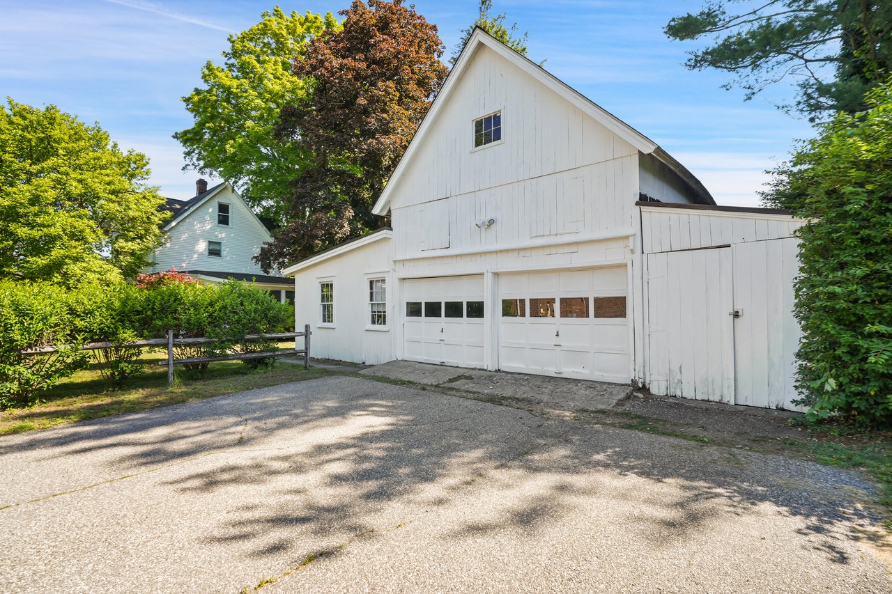 453 Old Post Road