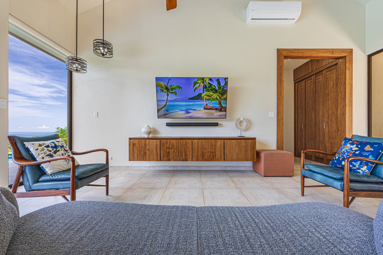 Stunning Ocean & Sunset View Home