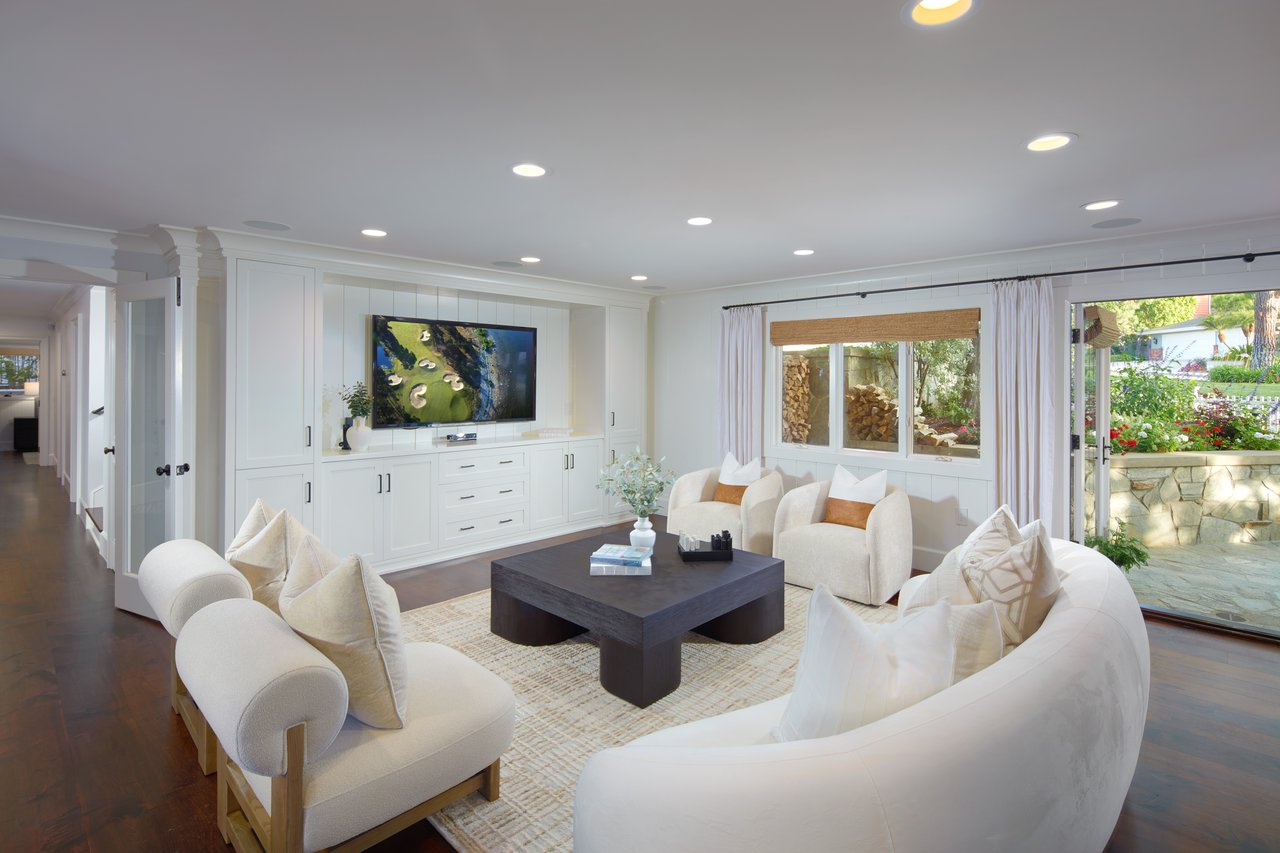 2 Royal Saint George Road