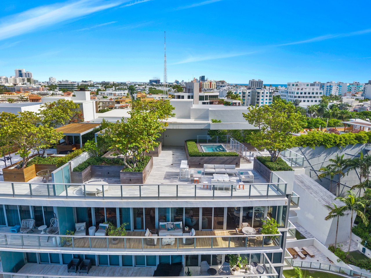 Marea Penthouse 2