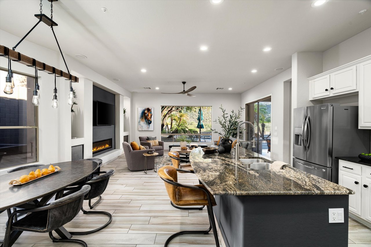 11115 E WINCHCOMB Drive, Scottsdale