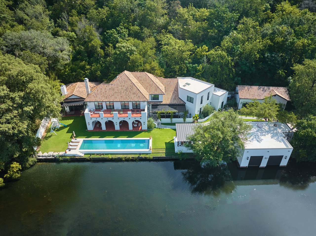 Villa Serena on Lake Austin | A Waterfront Sanctuary