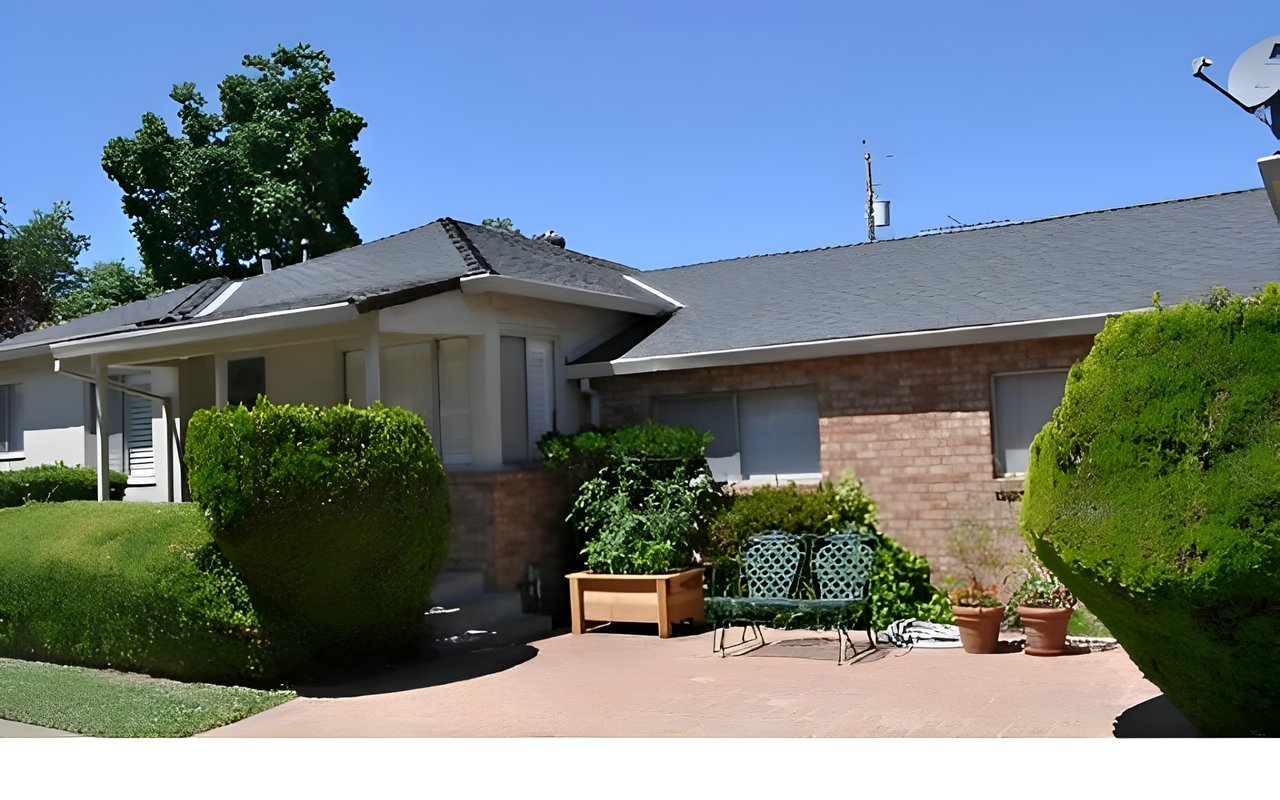 Duplex Sold in East Sacramento! 1300-1302 50th St. Off M St.