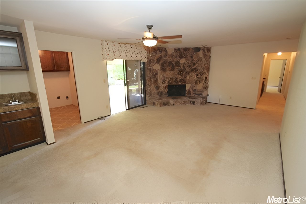 Sold! Happy Buyers in Fair Oaks!