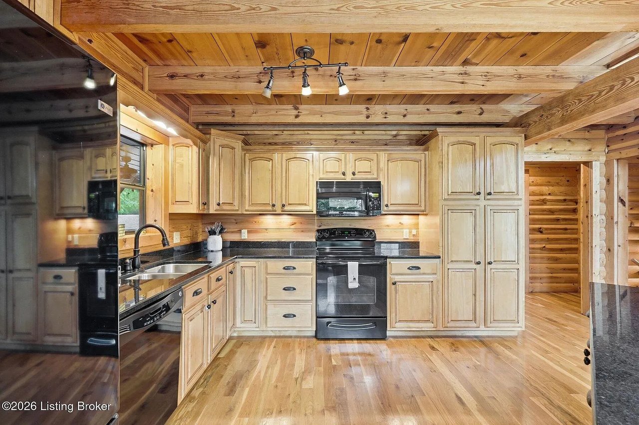 29 River Run Ln