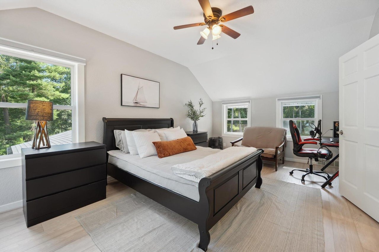 240 AQUAMARINE DRIVE