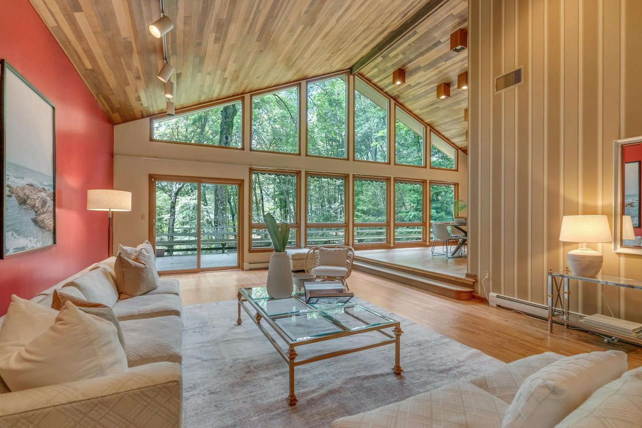 Sensational California-Style Ranch, Saddle River, NJ