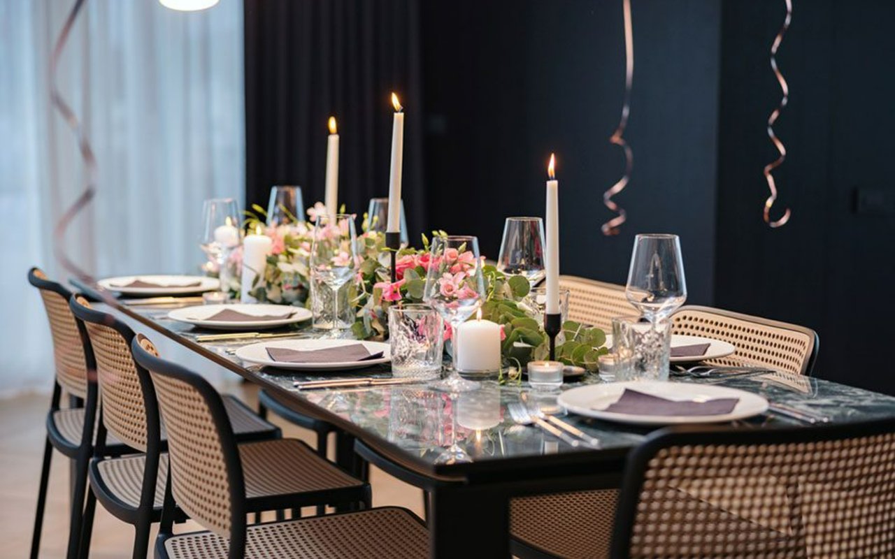 The Art of Hosting a Luxurious Winter Dinner Party