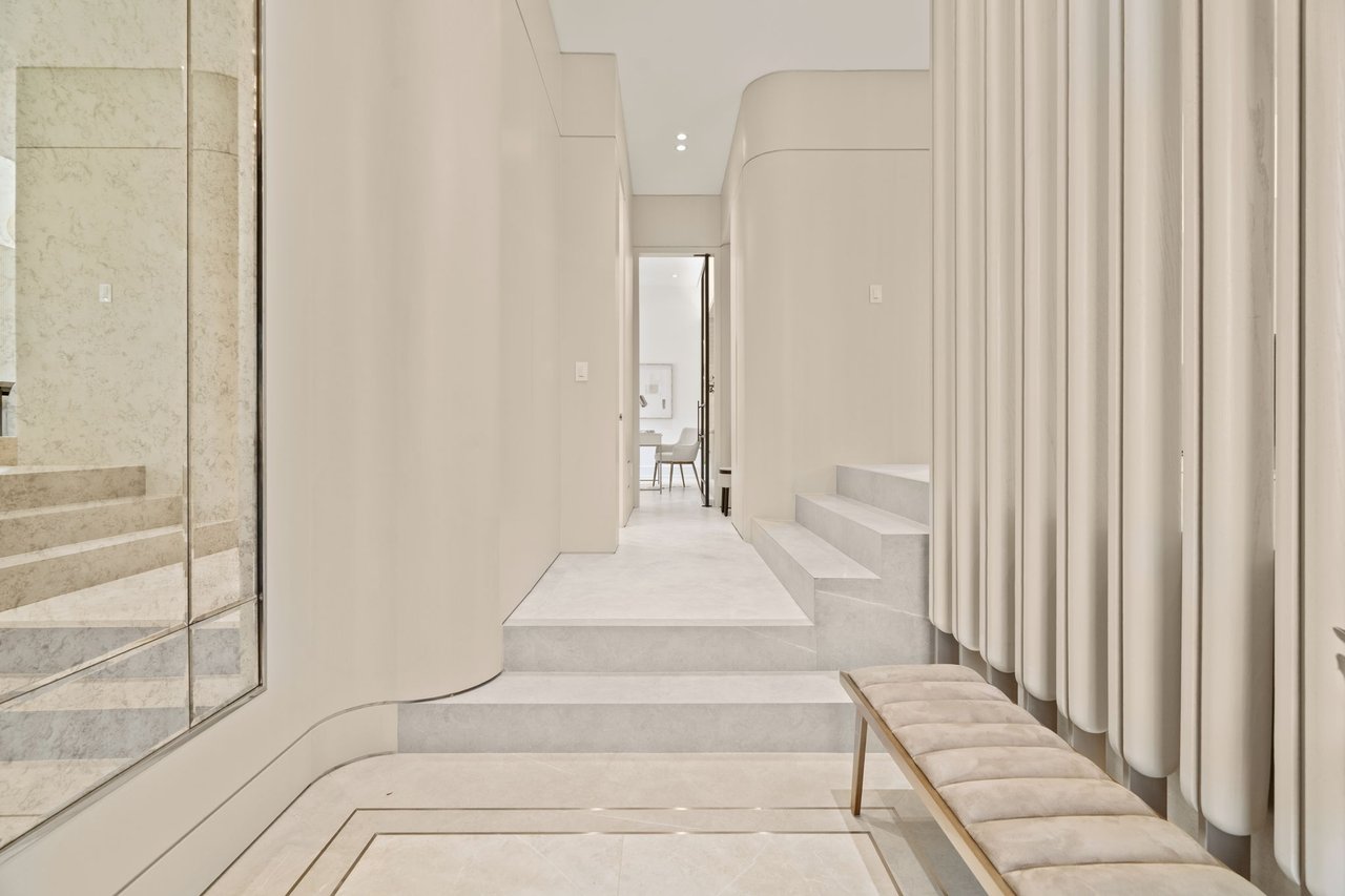 Incredible Achievement In Modern Luxury