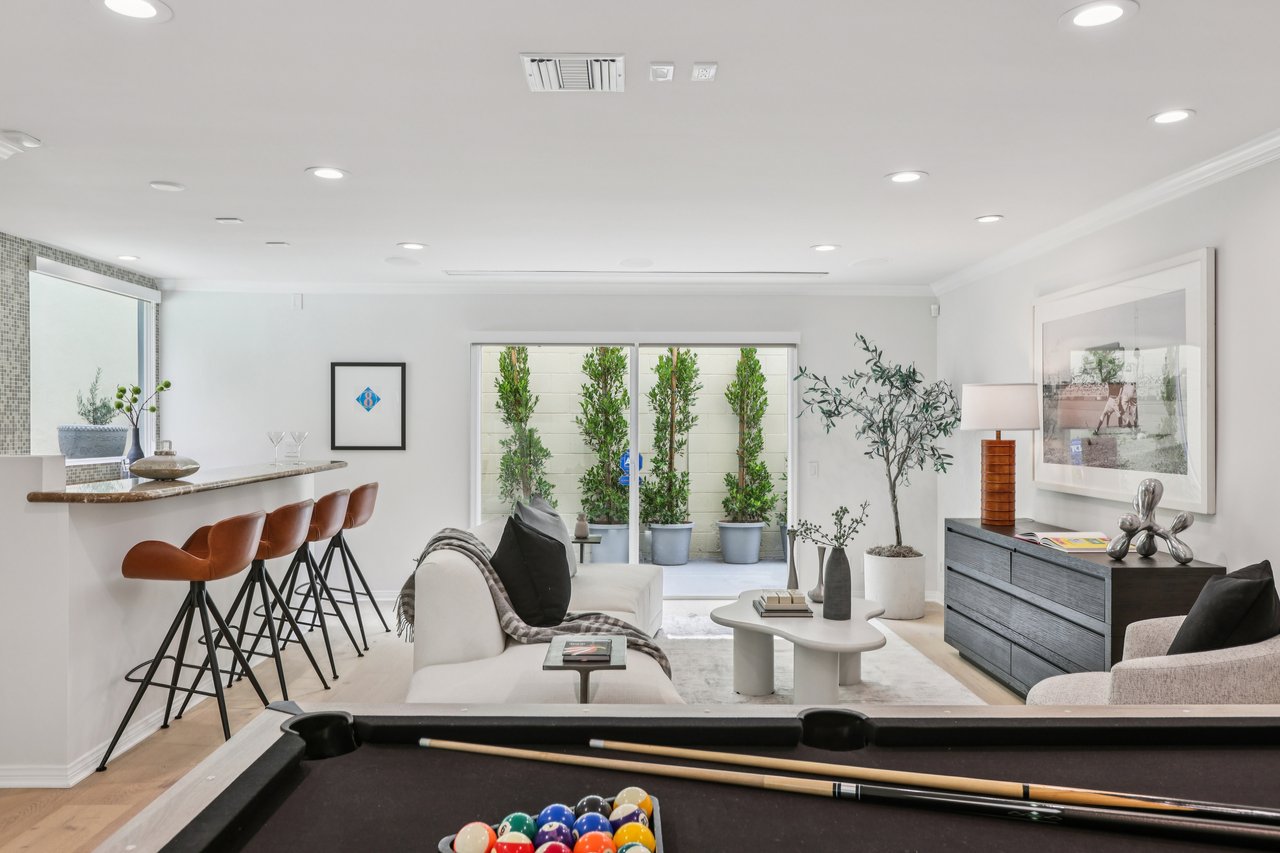 8715 Sunset Plaza Ter, Sunset Strip