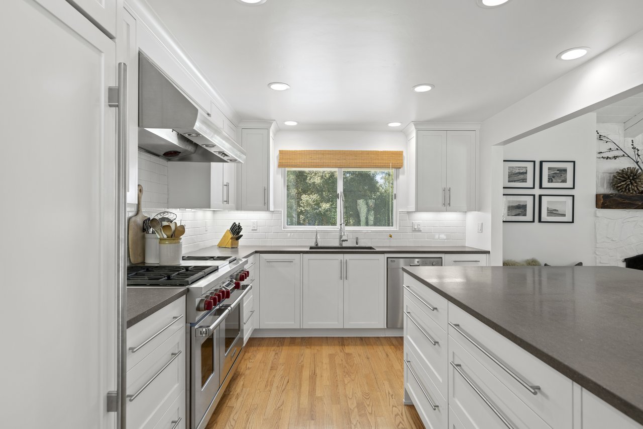 Private Mini Estate on 3+ Acres