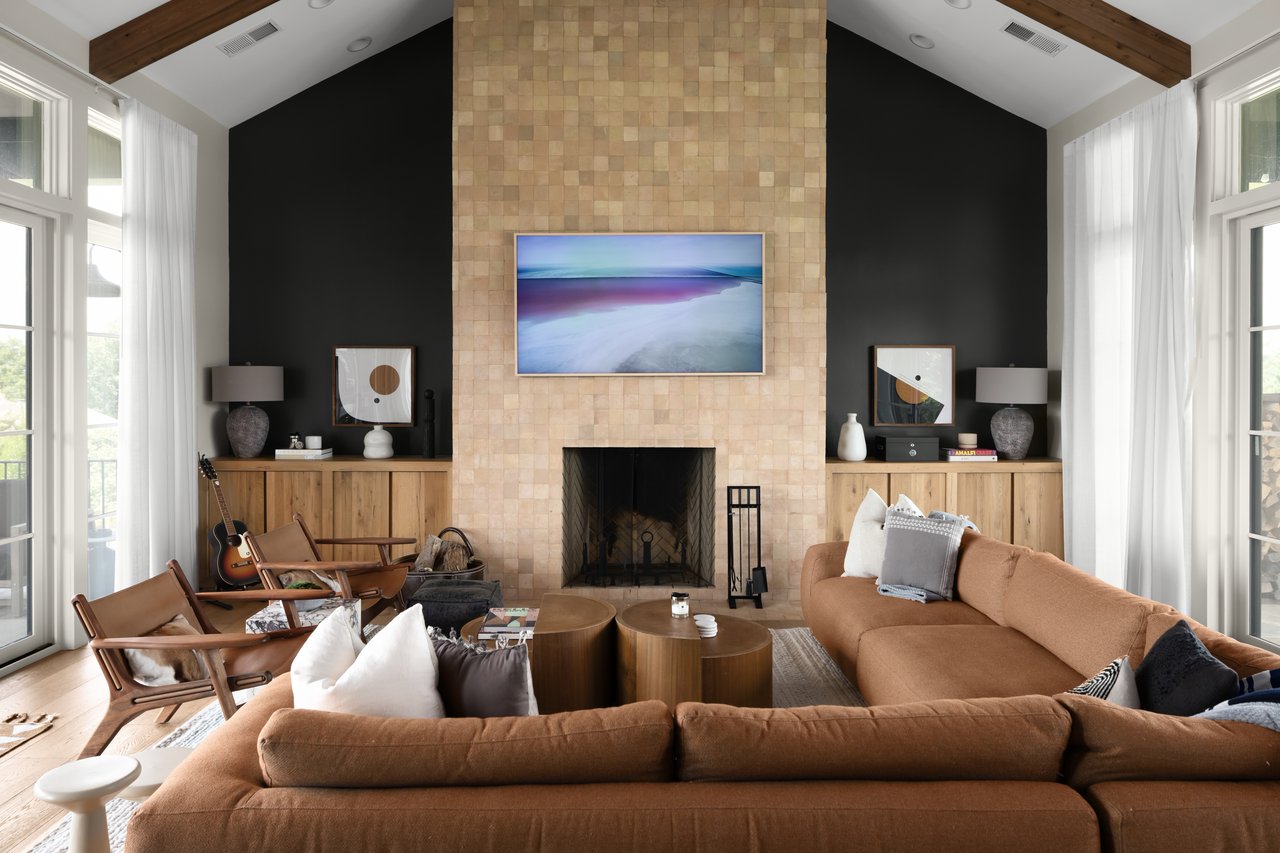 7365 Harlow Dr | Troubadour