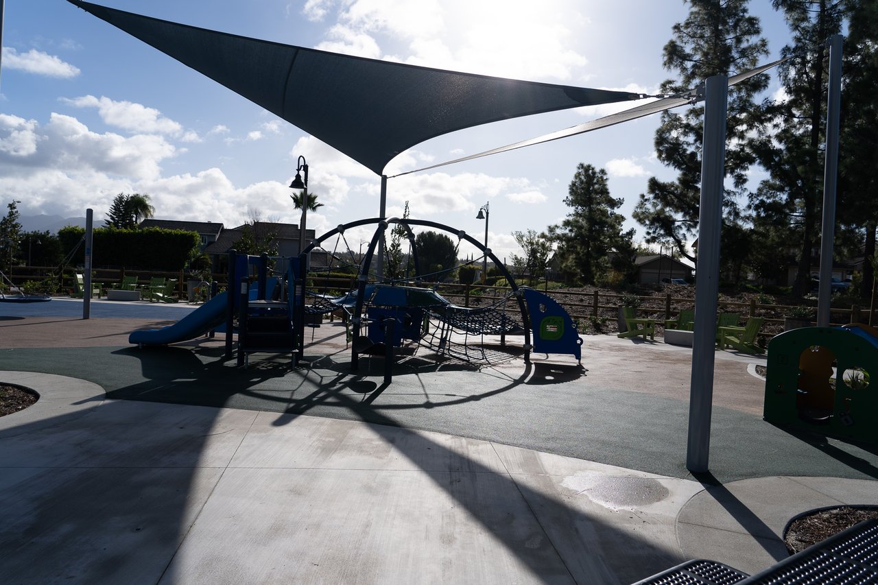 21865 Jinetes, Mission Viejo, CA 92691