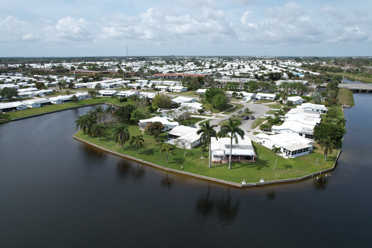 Leisureville