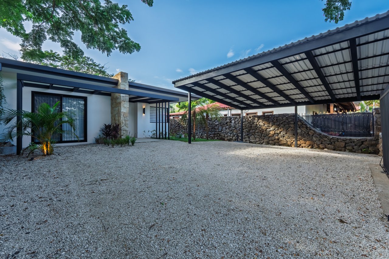 Casa Kuna II | A Tranquil Oasis in the Heart of Playas del Coco