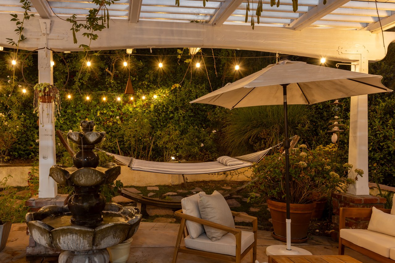 5985 Vista De La Luz