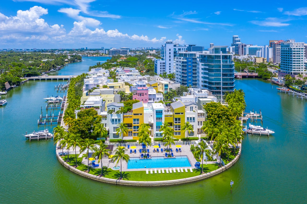 Aqua - Miami Beach