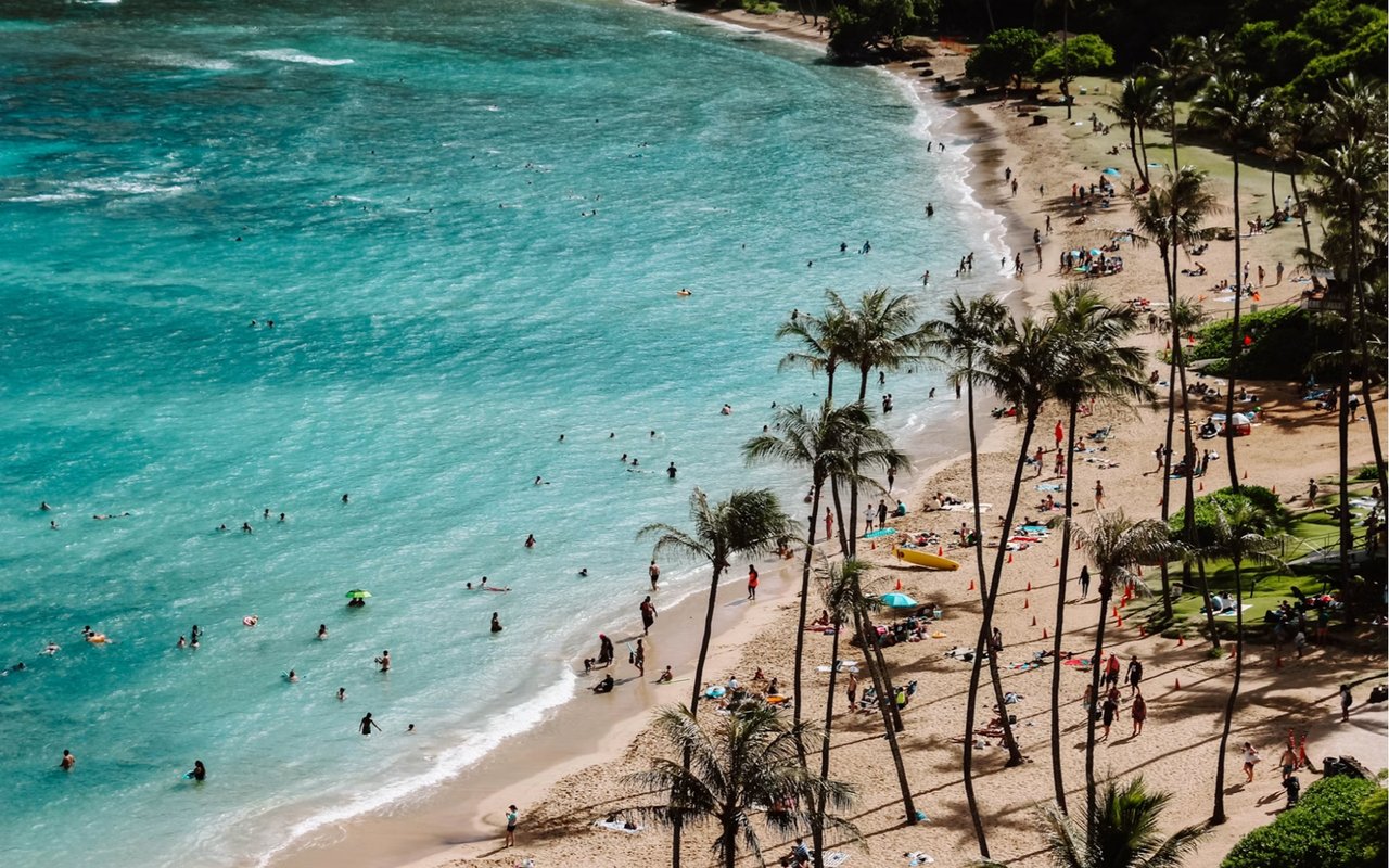 Why Local Market Expertise Is Non-Negotiable When Selling a Honolulu Apartment Building cover