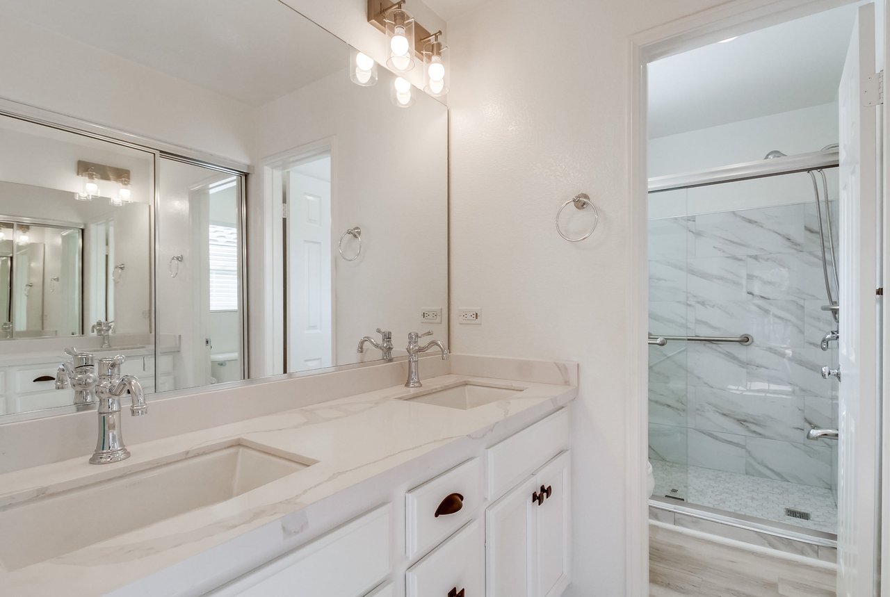 1340 Callecita Aquilla Norte