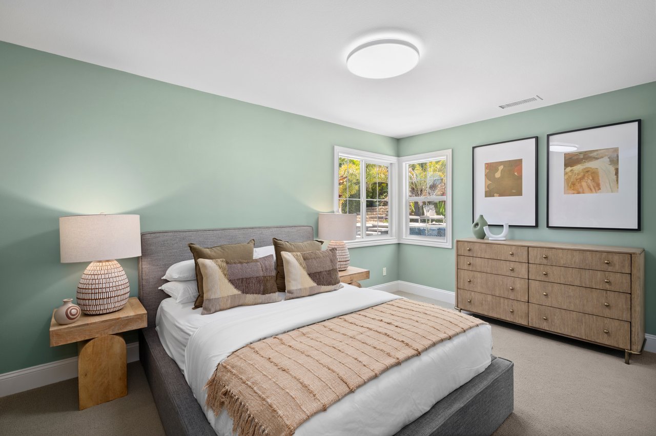 2111 Salt Air Drive