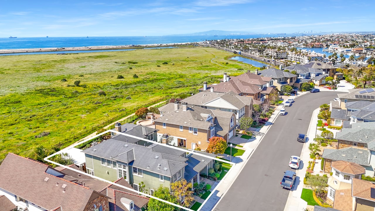 4492 Oceanridge Dr, Huntington Beach