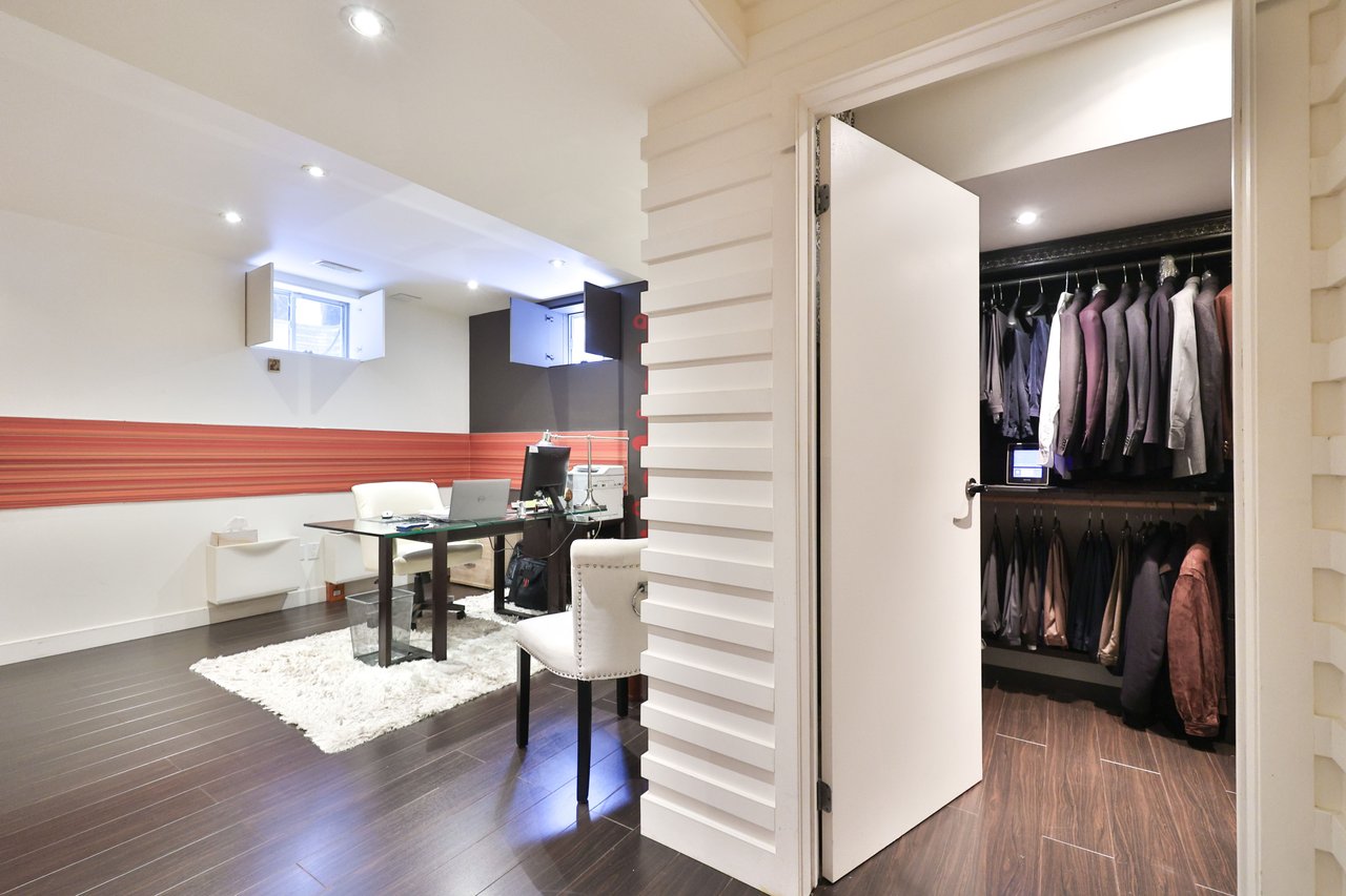 469 Stratford Road, Oakville