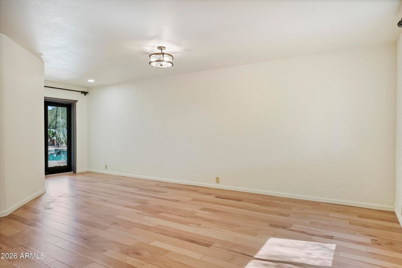 7710 E Arroyo Rd
