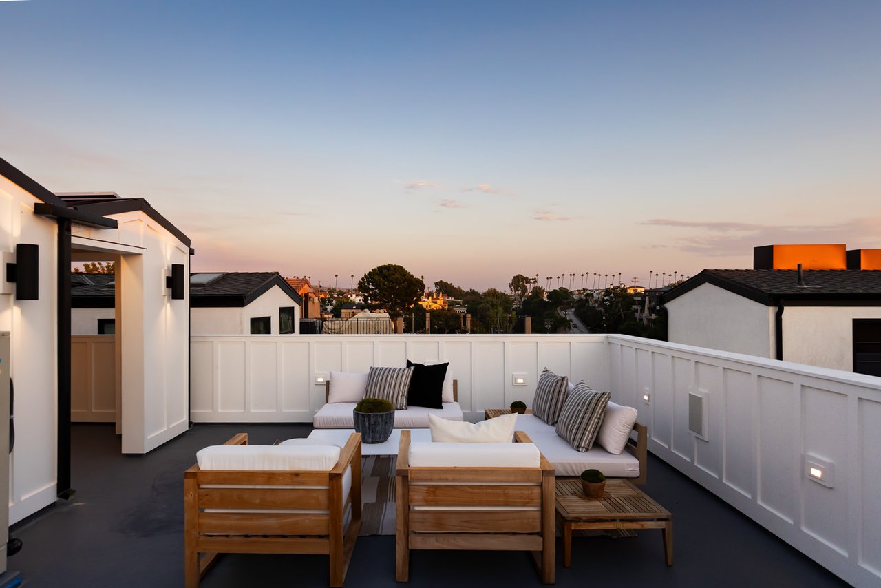 2322 Pacific Drive