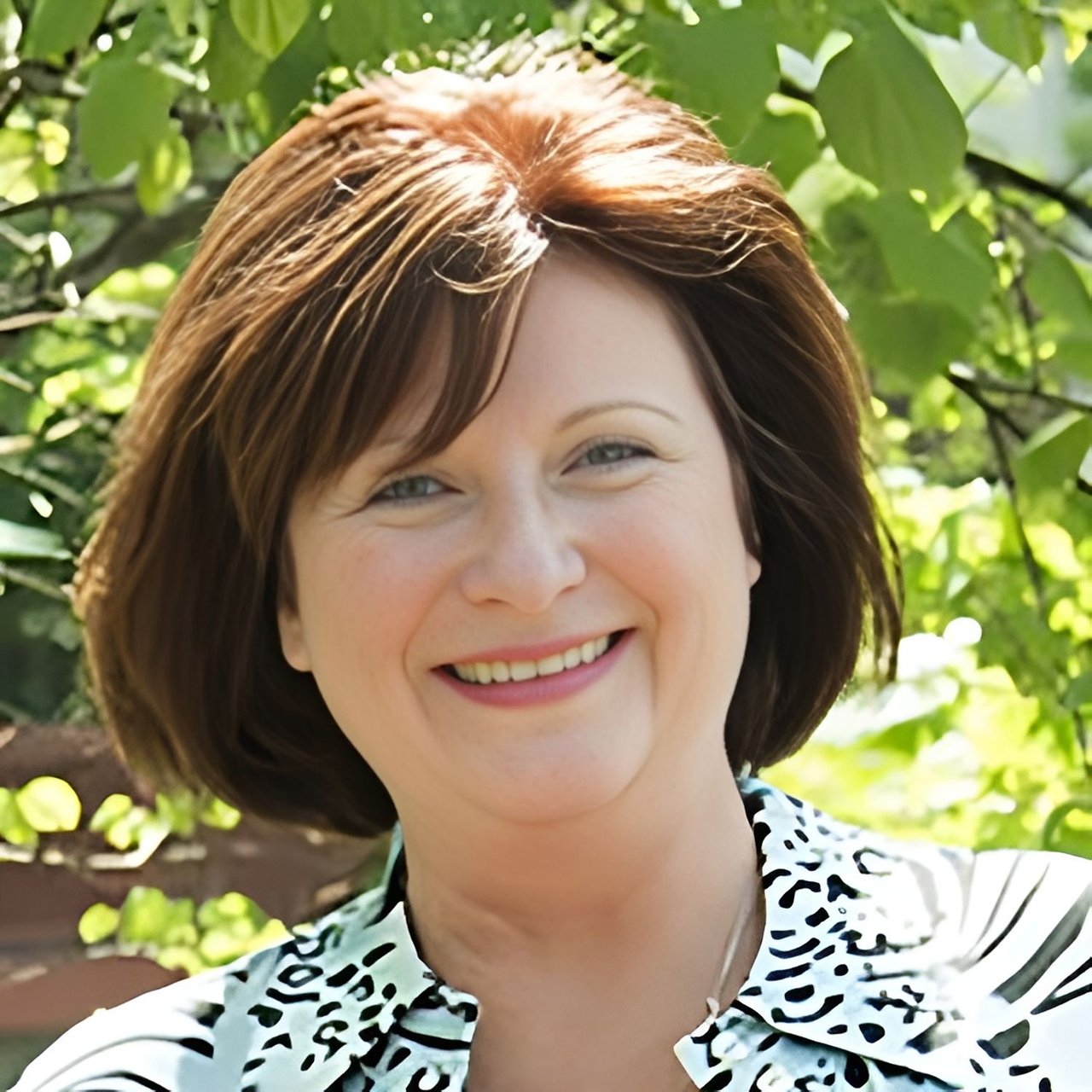 Teresa Ryan Naperville, IL Real Estate Agent Headshot