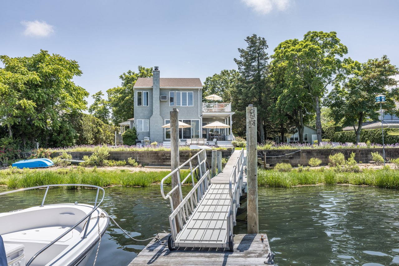 23 Bayview Rd