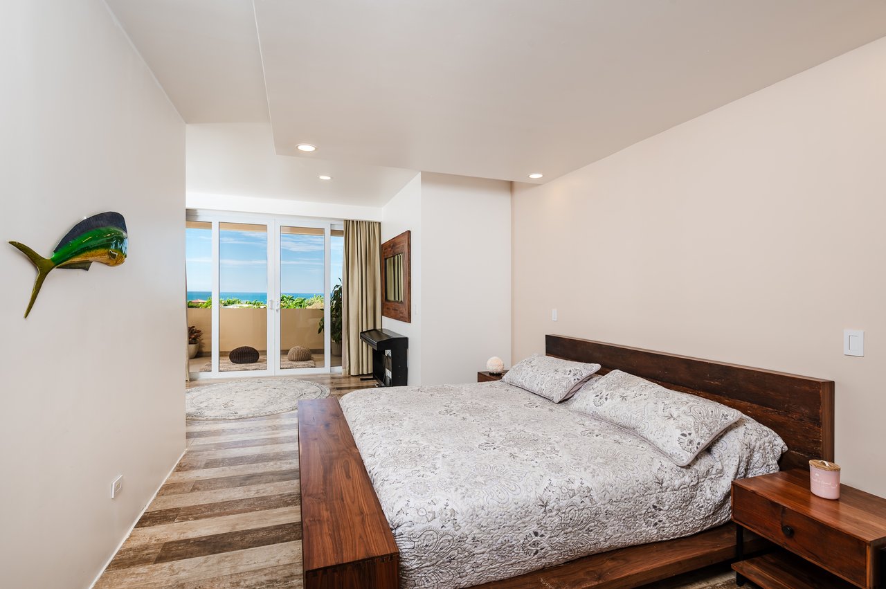 Penthouse 32 | Luxury Ocean-View Condo at Peninsula Langosta